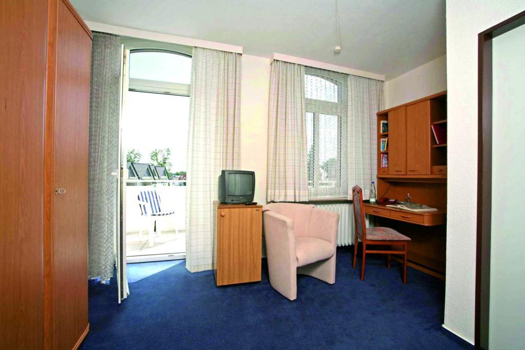 Hotel Villa Luise 바트로덴페르드 객실 사진